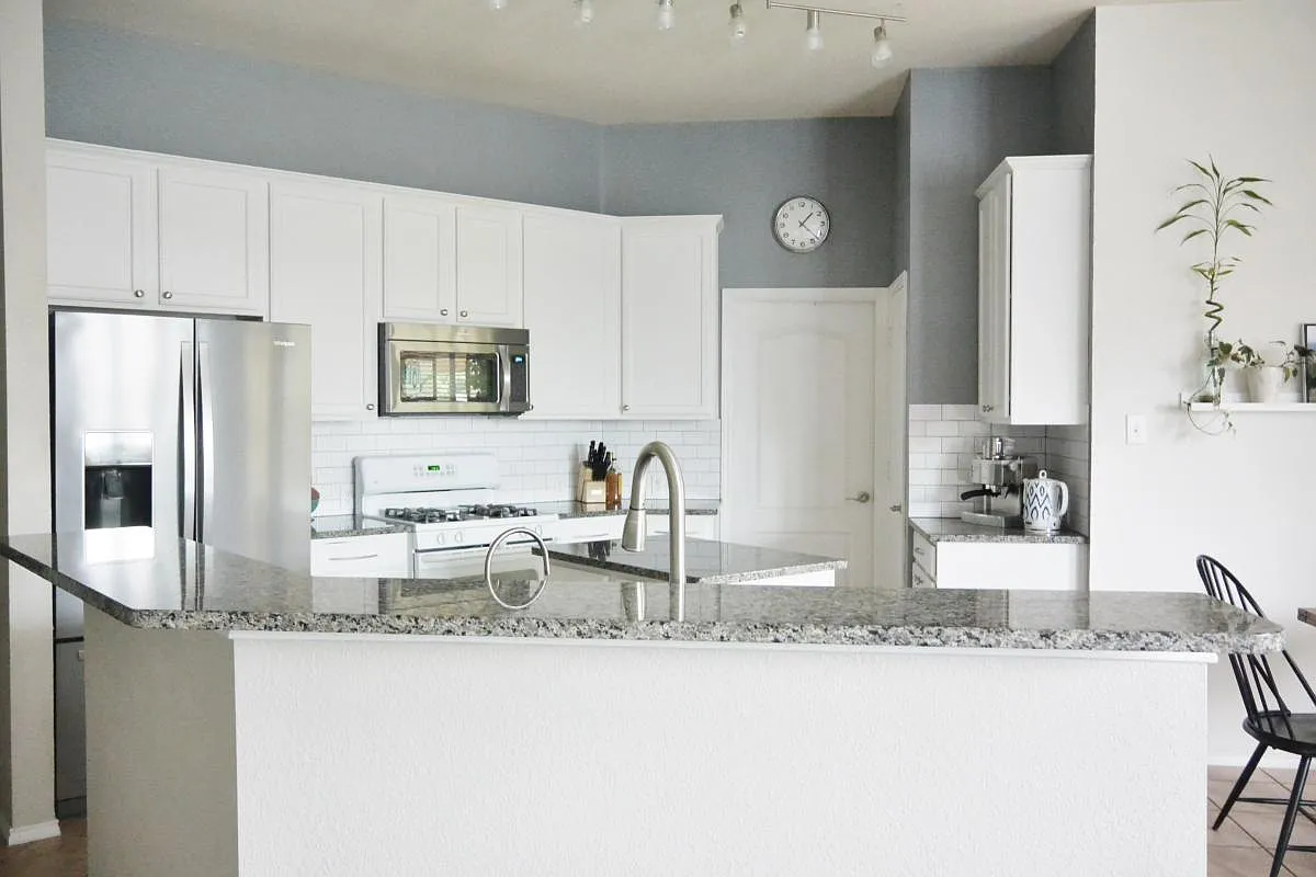 3 bed, 1890 sqft, $2,600 — Photo 1