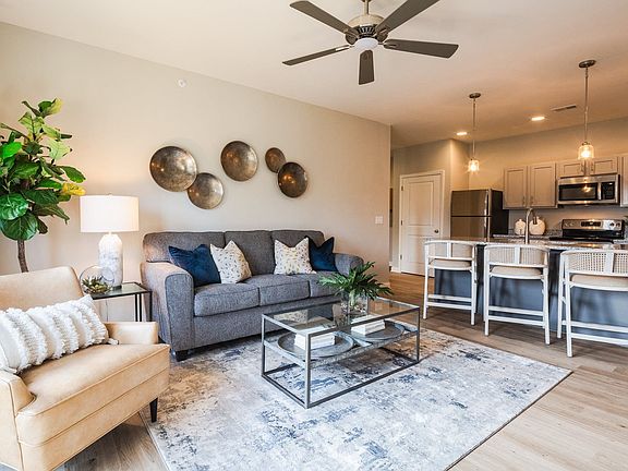 5th image of 2406 Green Valley Rd #101