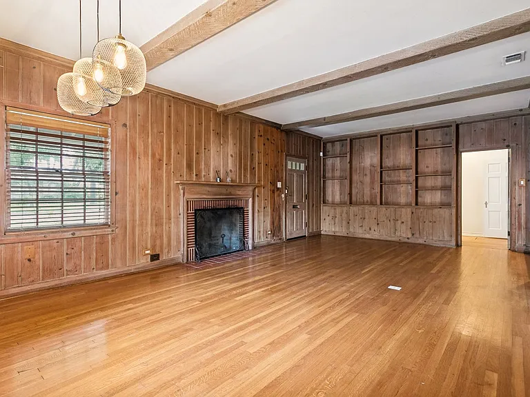 160 W Edgewood Pl — Photo 5
