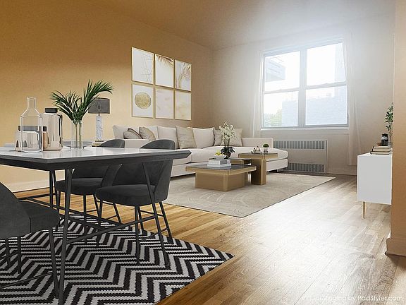 3rd image of 3206 Fairfield Ave APT 5B