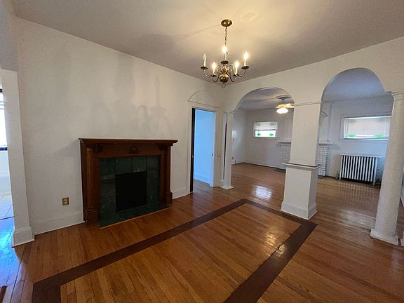 2nd image of 12467-12469 Cedar Rd #9