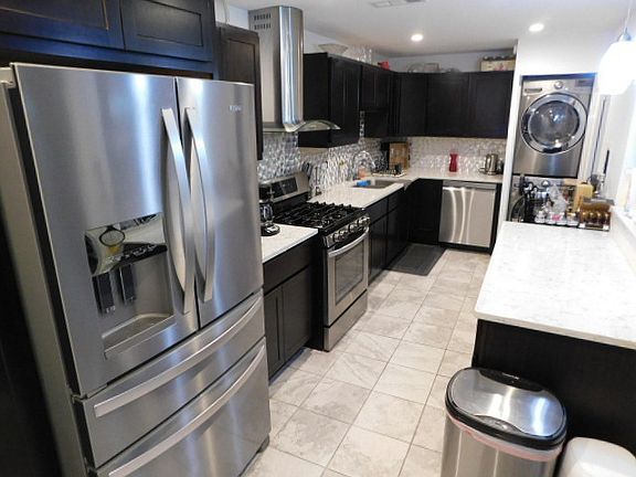 3rd image of 400 Park Ave APT 402