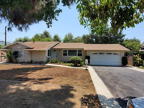 3rd image of 8364 Remmet Ave