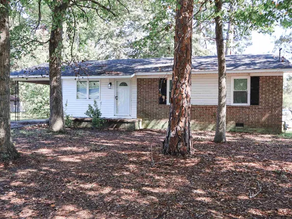 227 Hunt St, Fort Valley, GA 31030