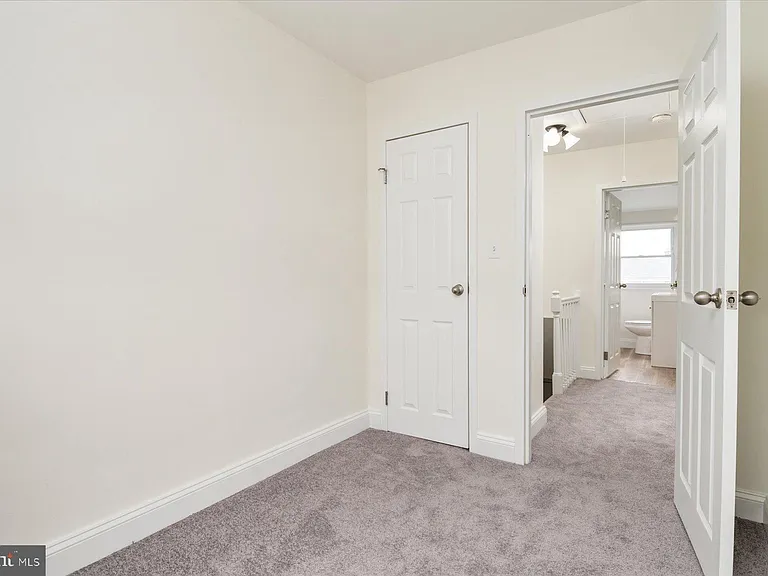 7920 Charlesmont Rd — Photo 21