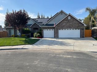 1832 N Villa Ave, Clovis, CA 93619