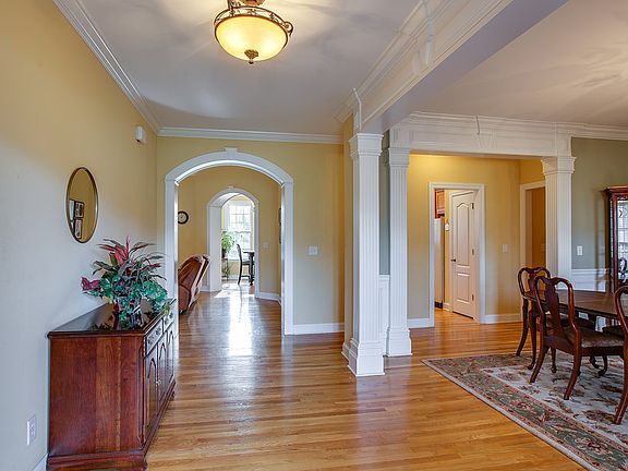 2nd image of 5417 Cliffstone Dr