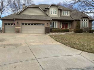 2322 N Pepper Ridge Cir, Wichita, KS 67205