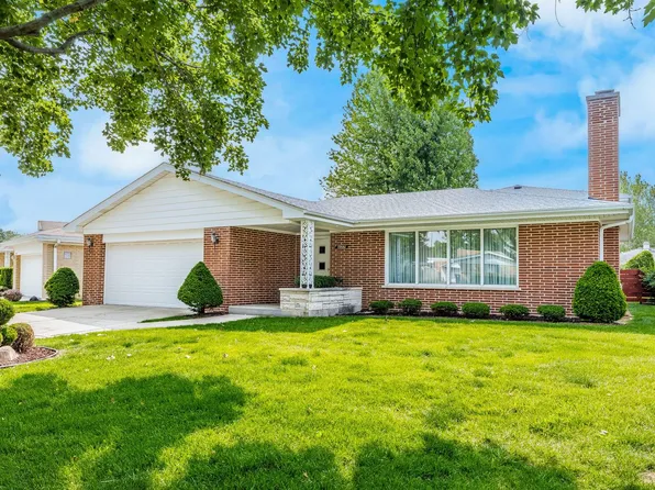 10661 Newbury St, Westchester, IL 60154