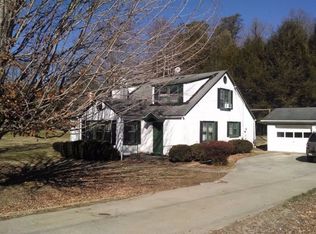 2956 Highlands Rd, Franklin, NC 28734