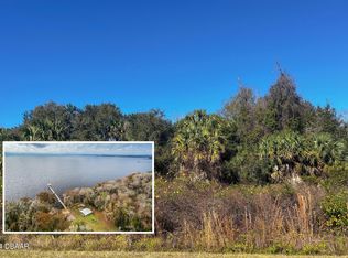 704 Paradise Blvd, Georgetown, FL 32139