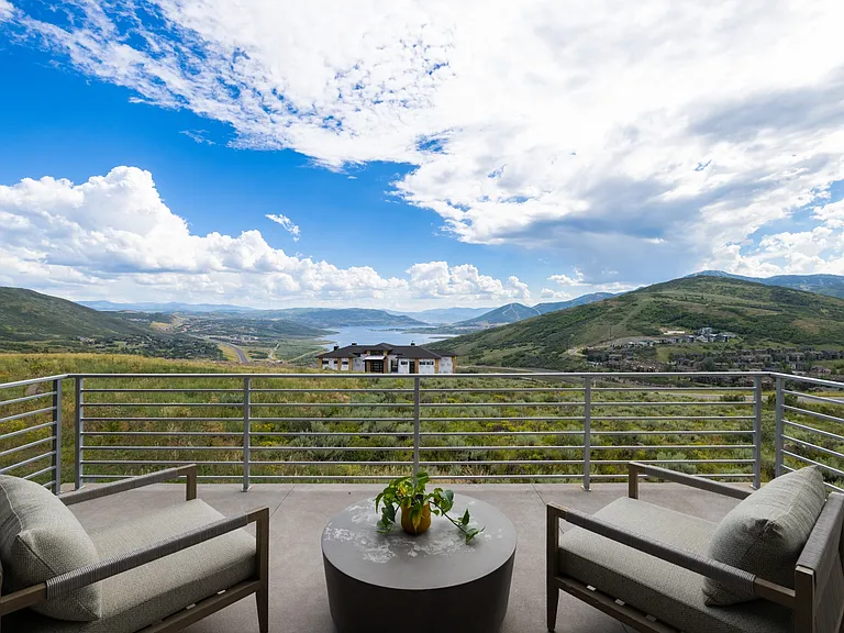 private deck off master suite