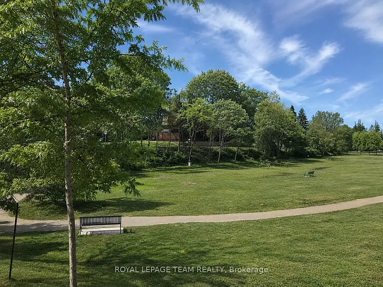612 Bank St #14 — Photo 31