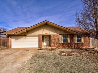 1725 SE 8th St, Moore, OK 73160