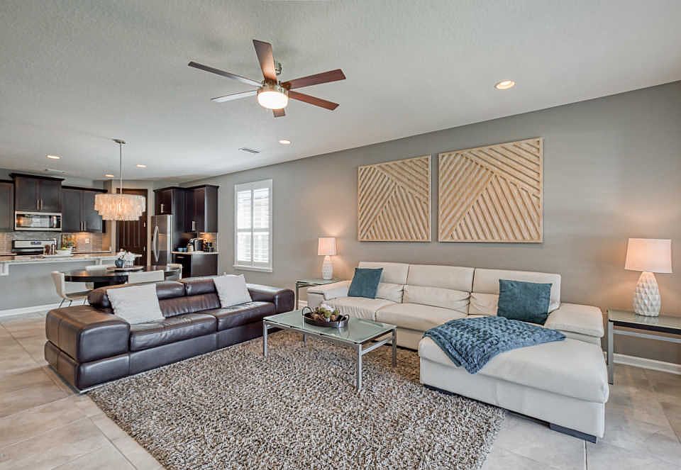 1st image of 416 Captiva Dr