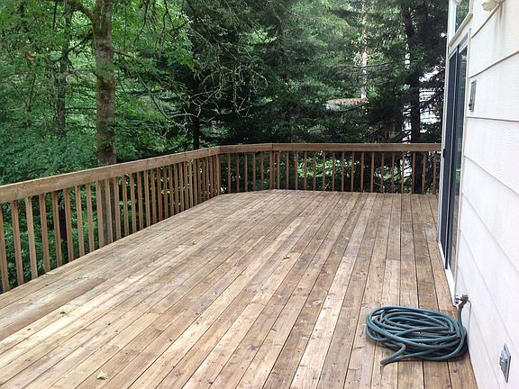 Huge back deck