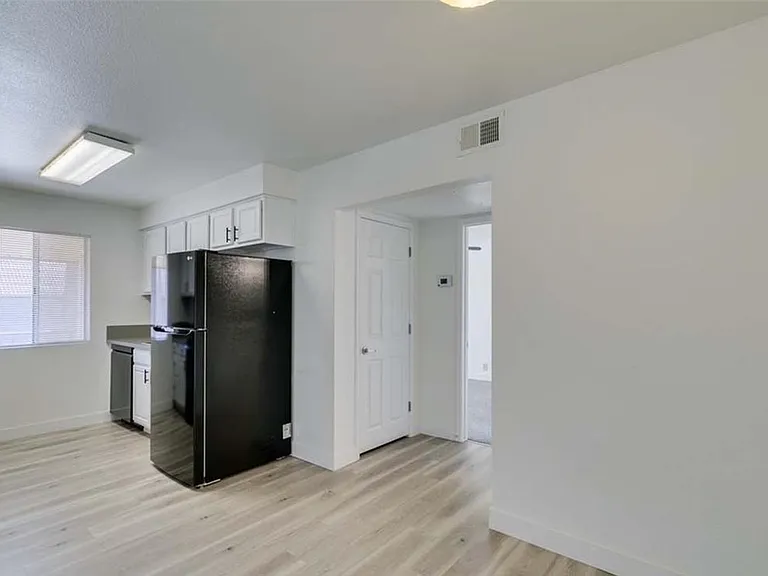 5260 River Glen Dr #268 — Photo 24