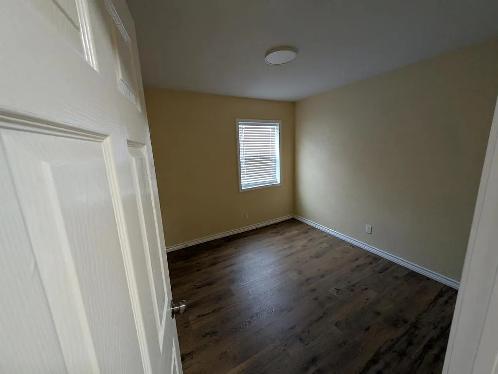 730 Aransas Ave — Photo 4