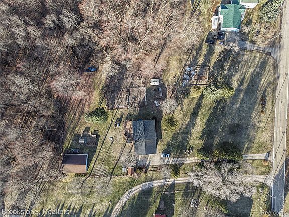 3rd image of 3955 Morgan Rd