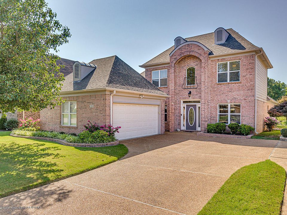 1st image of 7403 Lauren Ln