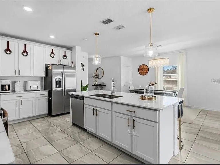 570 Jett Ln — Photo 11
