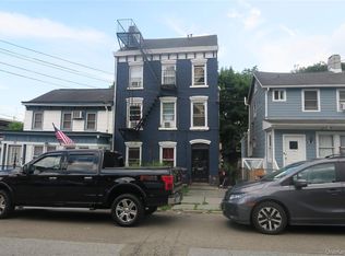 27 Carter St, Newburgh, NY 12550