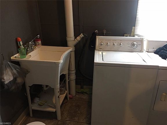 5th image of 595 Liberty St
