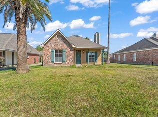 17351 Lake Iris Ave, Baton Rouge, LA 70817