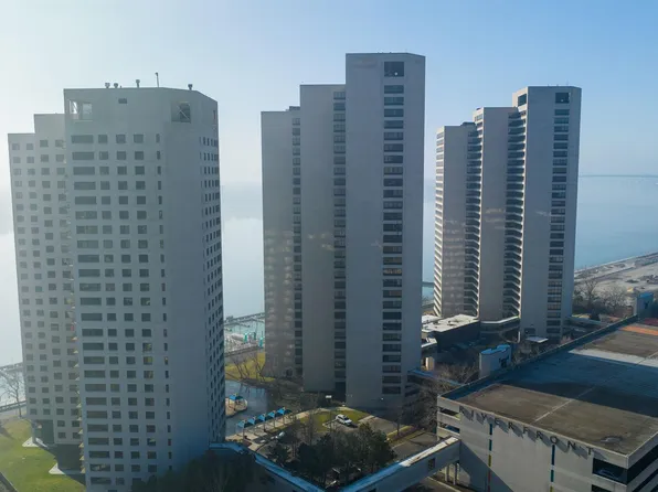 300 Riverfront Dr Unit 14G, Detroit, MI 48226