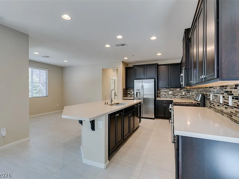 2549 Sable Ridge St — Photo 32