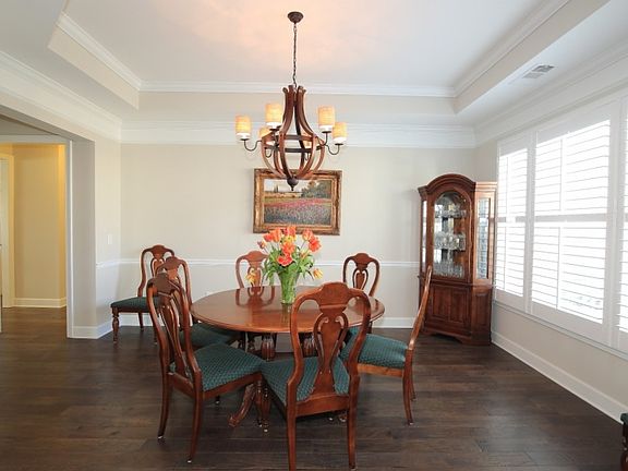 5th image of 3951 Great Pine Dr