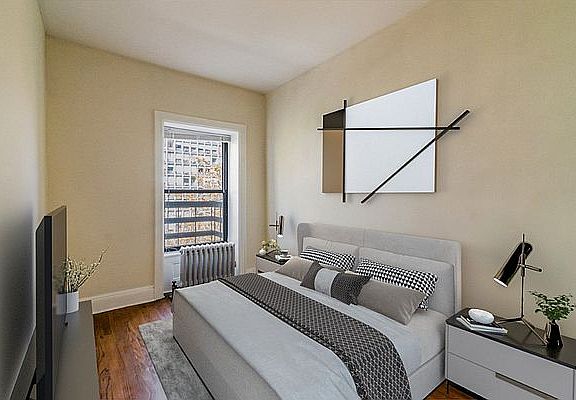 2nd image of 336 E 30th St #4