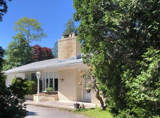82 Degaris Ave, Dartmouth, MA 02748