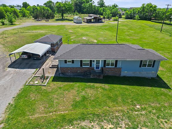 4th image of 427 Rome Pike