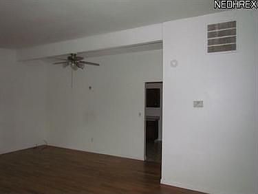 5th image of 2142 Gary Dr