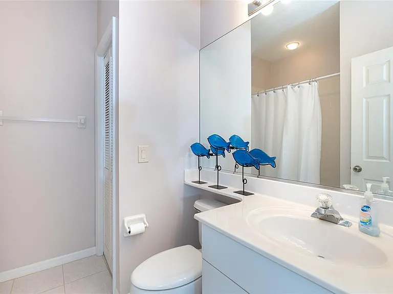 8280 Harborside Cir — Photo 17