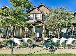 6949 196th St, Surrey, BC V4N 5Z1