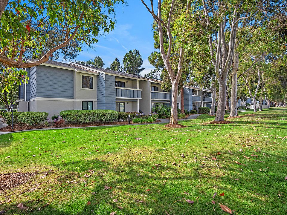 Enjoy the beautiful greenbelts, mature trees and ocean breezes.