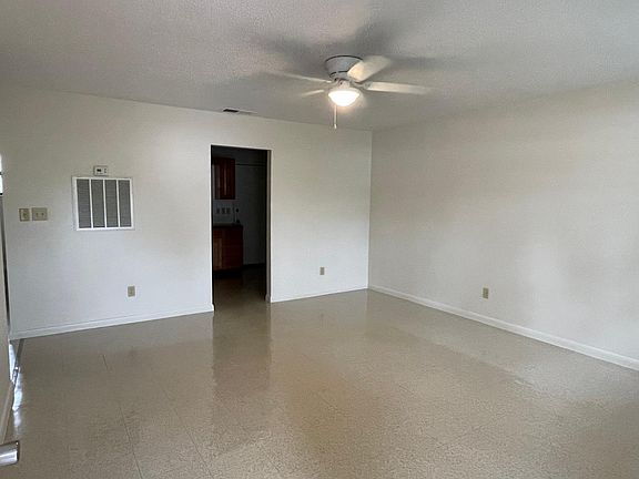 2nd image of 206 N Iona Ave #1