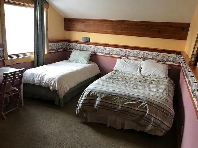 upstair bedroom 3
