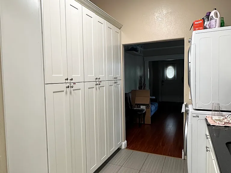 145 George St #1 — Photo 11