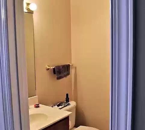 5th image of 895 Oaktree Blvd
