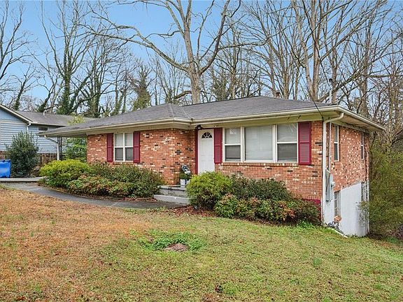 3rd image of 209 Harper Rd SE