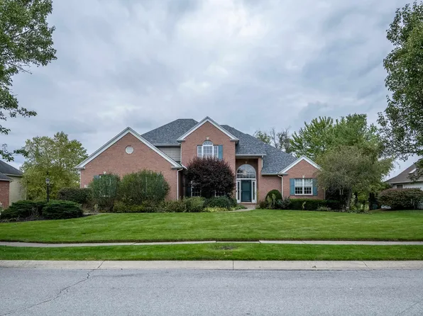 916 Red Bluff Dr, Fort Wayne, IN 46814
