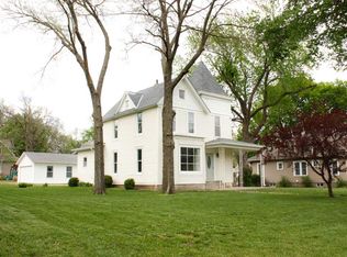 517 Huntress St, Clay Center, KS 67432