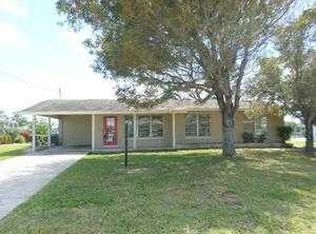 5613 De Soto Ct, Cape Coral, FL 33904