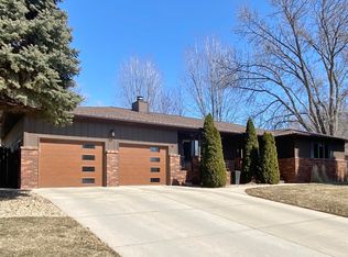 19 Laura Dr, Le Mars, IA 51031