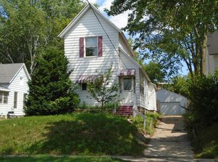 935 Baraga St NE, Grand Rapids, MI 49503