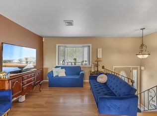1089 Dell St, Toms River, NJ 08755