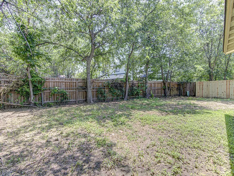 5301 Indio Cir — Photo 21